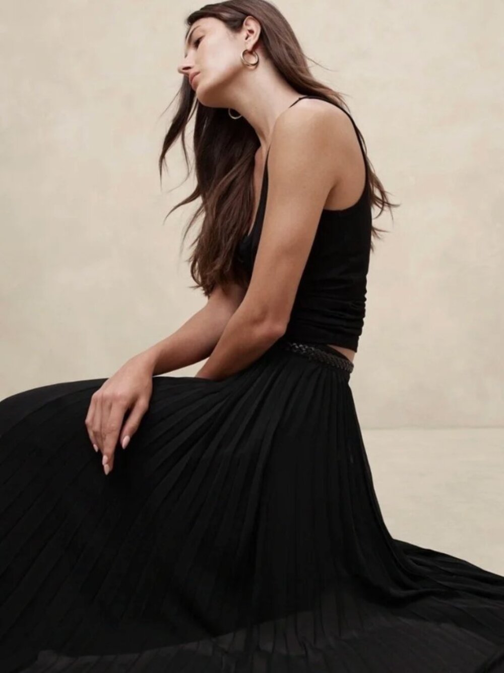 Banana Republic "Malia" Black Soft Satin Pleated Maxi Skirt - Size 12 - Like New - Picture 9 of 9
